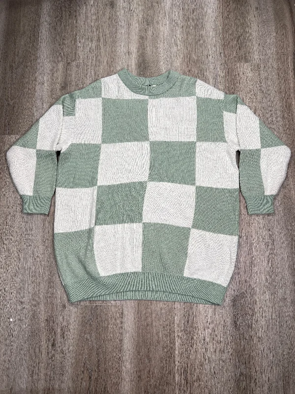 Cream & Green Sweater Divided, Size Xl